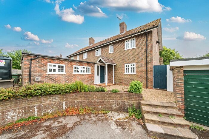 3 Bedroom Semi-Detached House To Rent In Stoke Charity, Winchester, SO21