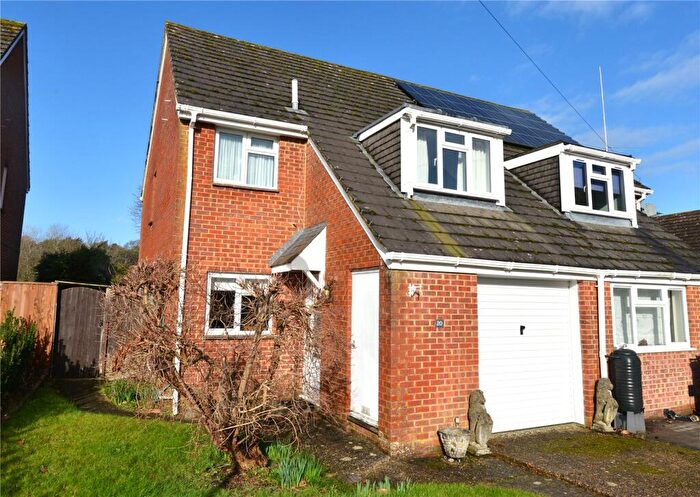 3 Bedroom Semi-Detached House For Sale In Blackwater Grove, Alderholt, Fordingbridge, Dorset, SP6