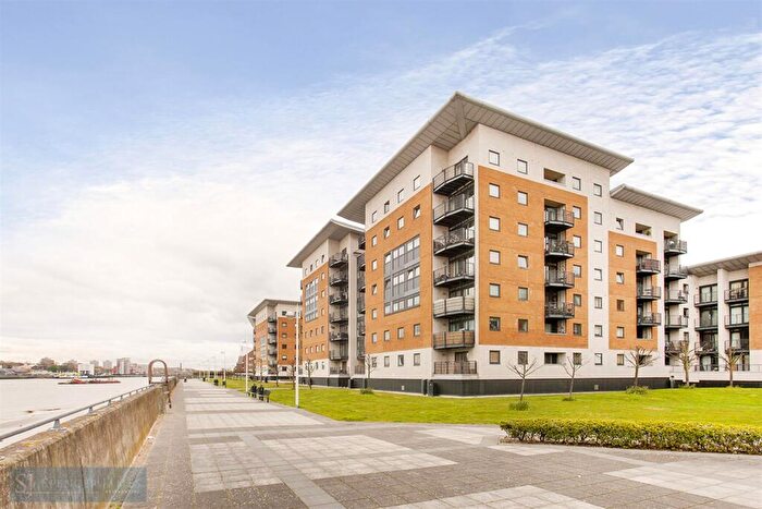2 Bedroom Apartment For Sale In Sheerness Mews, E16