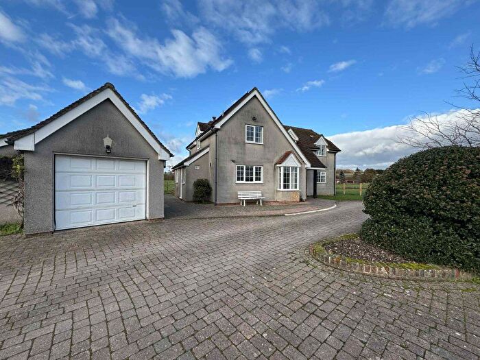 3 Bedroom Detached House To Rent In Arthurs Place, Midgham, RG7