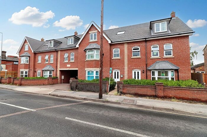 2 Bedroom Flat For Sale In Foxhall Road, Ipswich, IP3