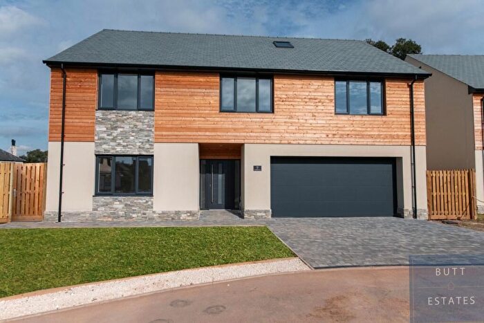 4 Bedroom Detached House For Sale In Southbrook Grove, Exeter, EX5