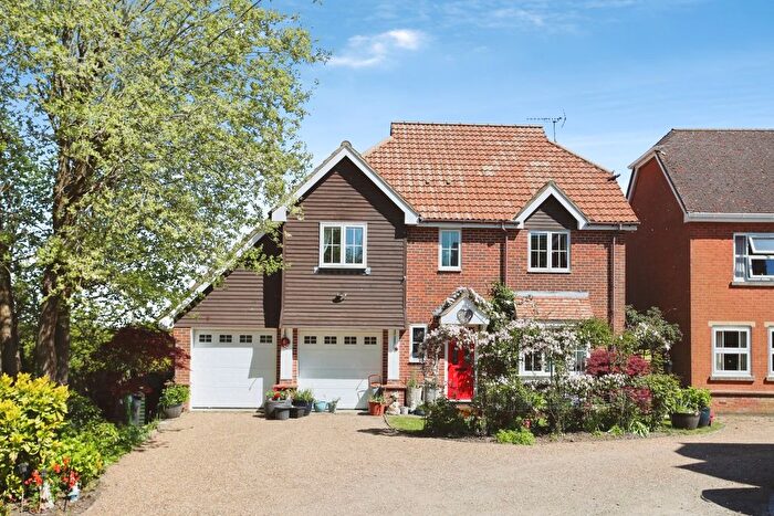 4 Bedroom Detached House For Sale In Old Wardsdown, Flimwell, Wadhurst, East Sussex, TN5