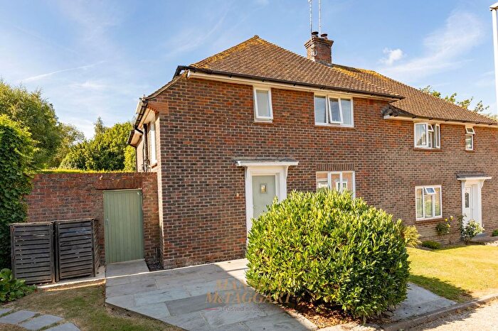 3 Bedroom Semi-Detached House For Sale In Gwynne Gardens, East Grinstead, RH19
