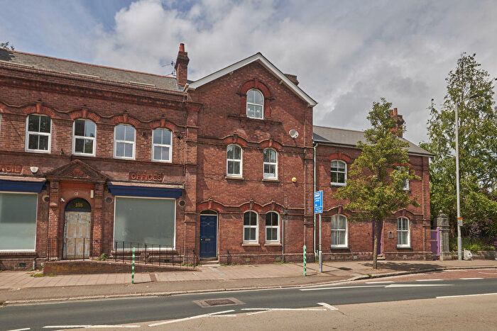 5 Bedroom Terraced House For Sale In Cowick Street, Exeter, EX4