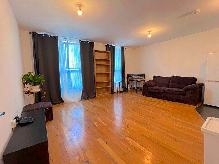 1 Bedroom Flat To Rent In Tyler Street, Greenwich, SE10