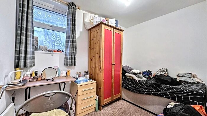 2 Bedroom Flat To Rent In Gloucester Road Avonmouth, Bristol, BS11