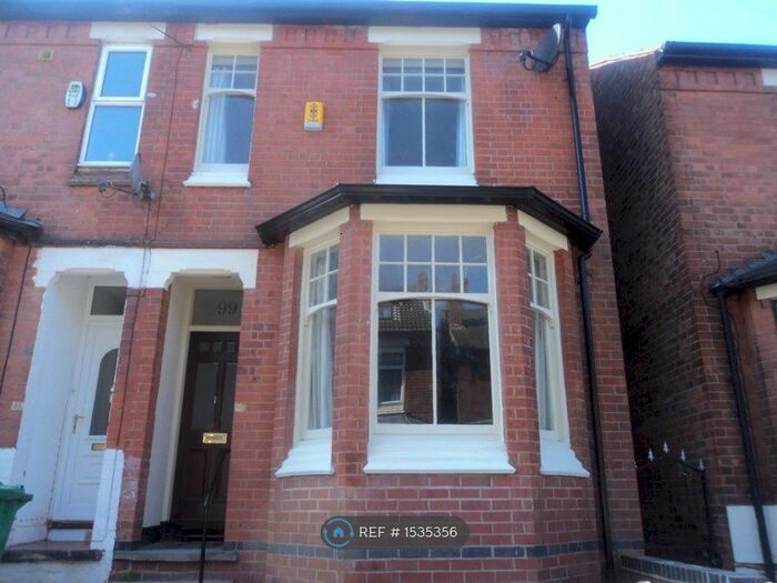 2 Bedroom End Of Terrace House To Rent In Rothesay Avenue, Nottingham, NG7