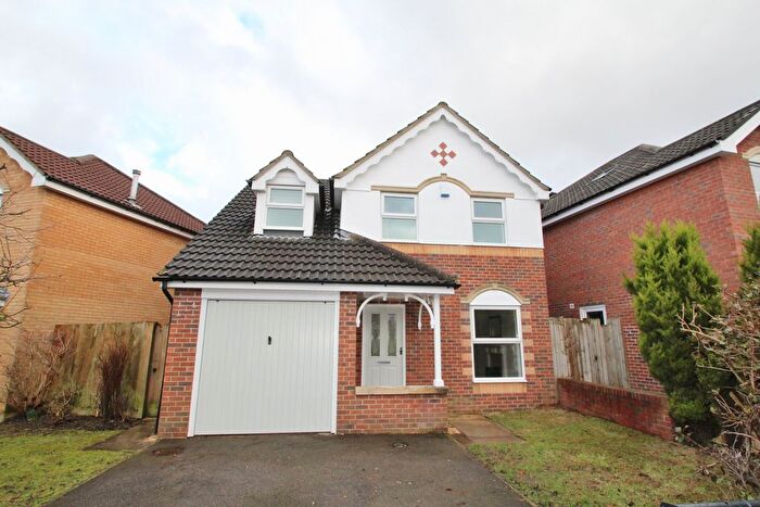 3 Bedroom Property To Rent In Wheatfield Drive, Bristol, BS32