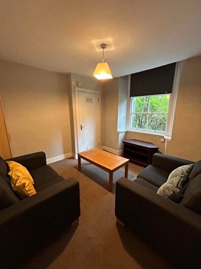3 Bedroom Flat To Rent In Caledonian Place, Dalry, Edinburgh, EH11
