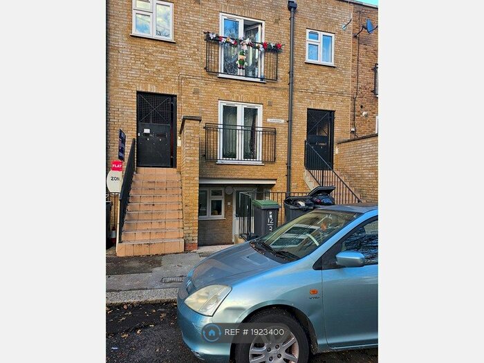 2 Bedroom Maisonette To Rent In Liston Road, London, N17