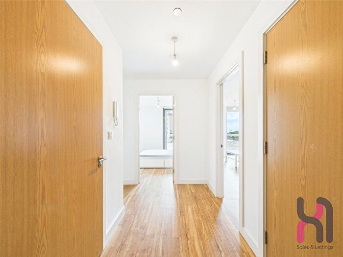 2 Bedroom Flat To Rent In Media City, Michigan Point Tower D, Michigan Avenue, Salford, M50