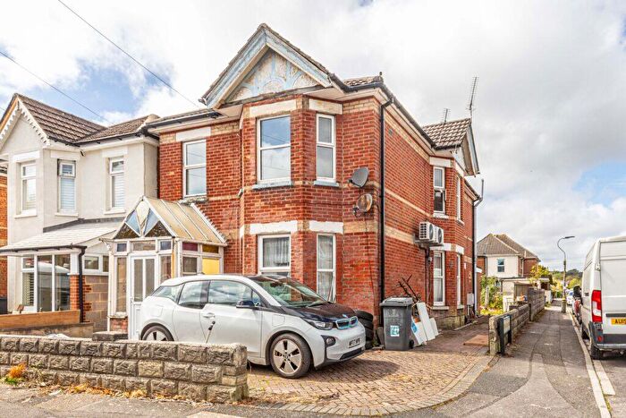 4 Bedroom Detached House For Sale In Osborne Road, BH9