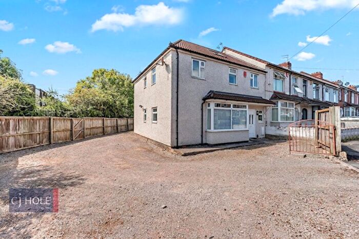 5 Bedroom End Of Terrace House To Rent In Sixth Avenue, Bristol, South Gloucestershire, BS7