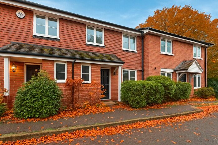 3 Bedroom Terraced House For Sale In Rowland Place, Wokingham, Berkshire, RG41