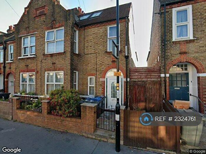 4 Bedroom Terraced House To Rent In Thorntonheath, Thorntonheath, CR7