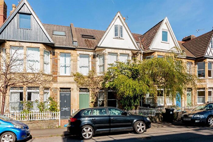 5 Bedroom Terraced House For Sale In Devonshire Road | Westbury Park, BS6