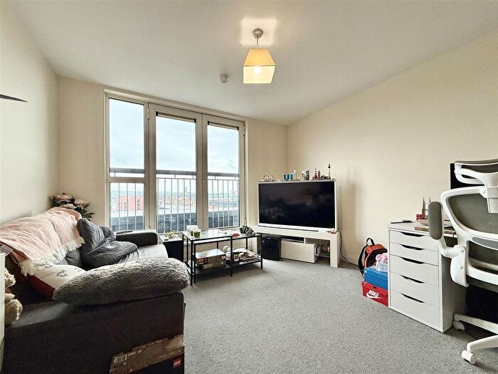 1 Bedroom Flat For Sale In Marsden House, Bolton, BL1