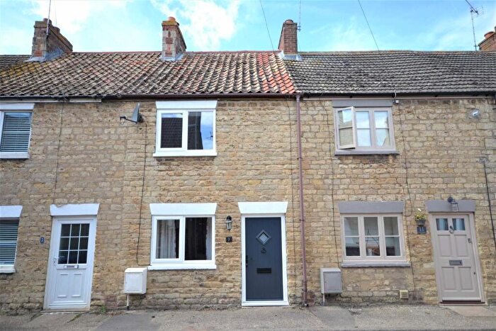 2 Bedroom Cottage To Rent In Long Row, Woodford, Northamptonshire, NN14