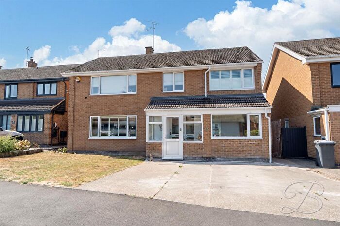 5 Bedroom Detached House For Sale In Pinfold Close, Woodborough, Nottingham, NG14