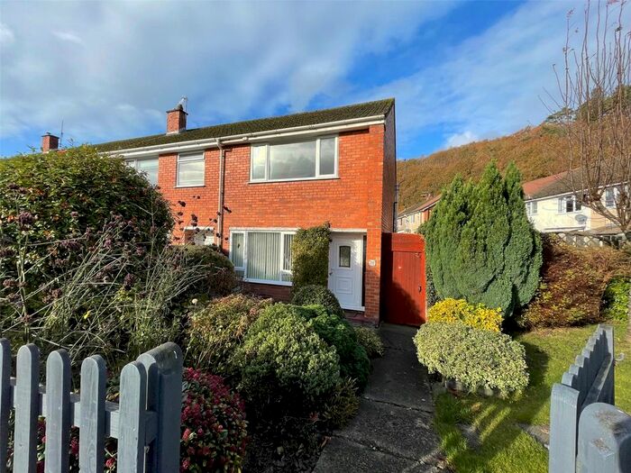 2 Bedroom End Of Terrace House For Sale In Tre Garth, Machynlleth, Powys SY20