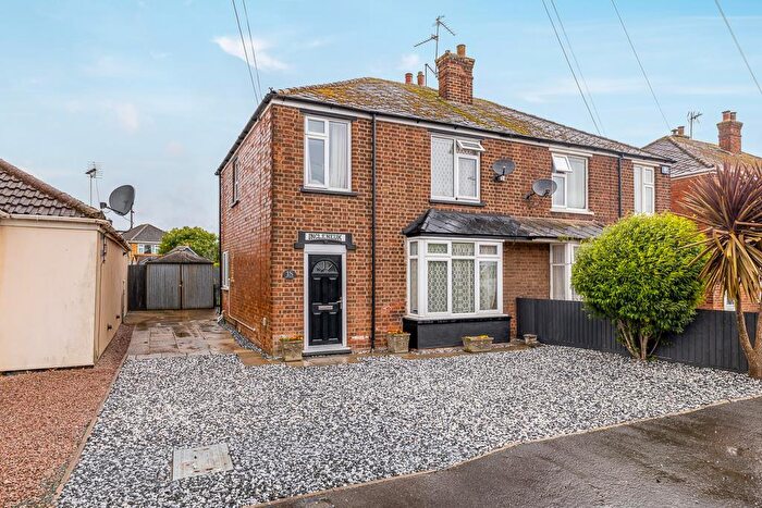 3 Bedroom Semi-Detached House For Sale In Park Avenue, Spalding, PE11