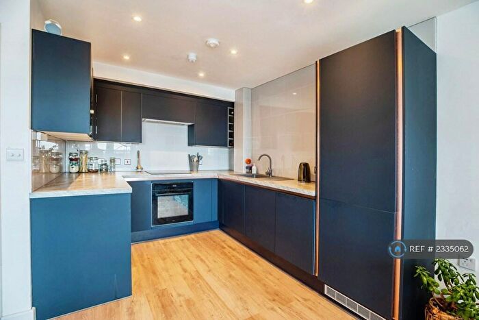 2 Bedroom Flat To Rent In Calderwood Street, London, SE18