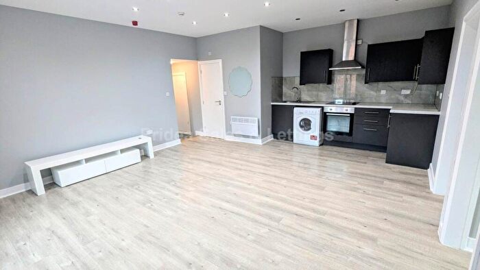 2 Bedroom Flat To Rent In High Street, Lincoln, LN5