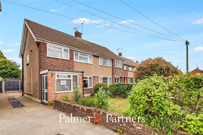 3 Bedroom Semi-Detached House For Sale In Plymouth Road, Springfield, Chelmsford, Essex, CM1