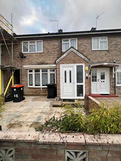 4 Bedroom Terraced House To Rent In Grove Road, Houghton Regis, LU5