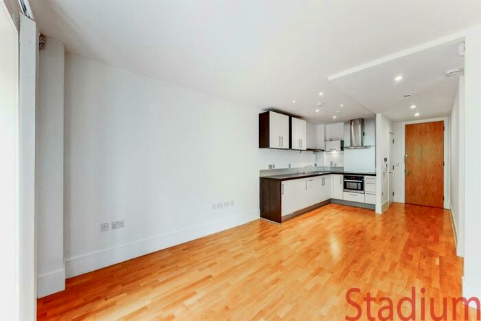 1 Bedroom Flat To Rent In Eaststand Apartments, Highbury Stadium Square, Highbury, London, N5