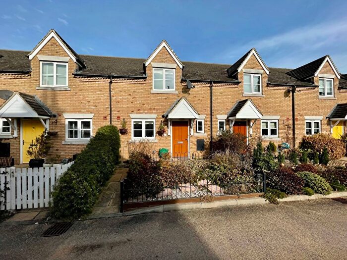 2 Bedroom Property To Rent In Sacombe Mews, Stevenage, SG2