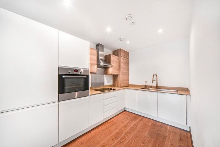 1 Bedroom Flat To Rent In Abbey Road, Barking, London, IG11