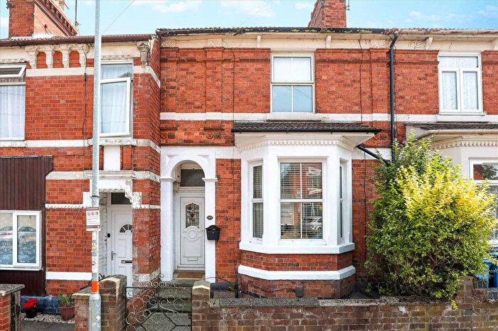 3 Bedroom Terraced House For Sale In Mill Road, Kettering, NN16