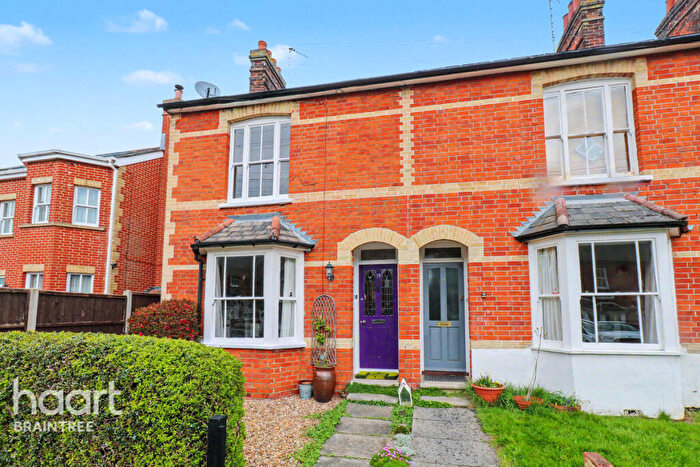 3 Bedroom Semi Detached House For Sale In Woodfield Road, Braintree, CM7