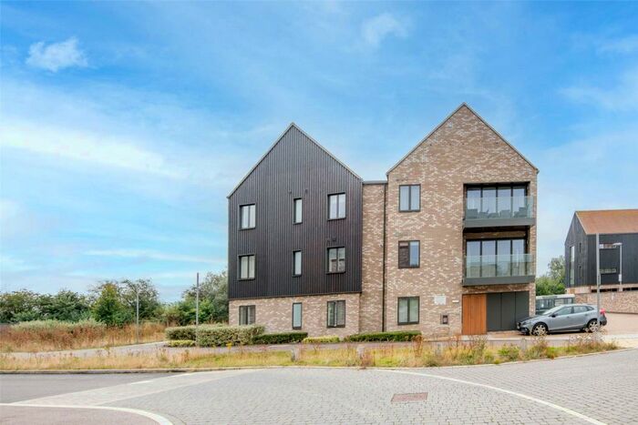 2 Bedroom Apartment To Rent In Knightly Avenue, Cambridge, CB2