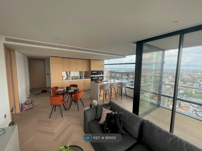 2 Bedroom Flat To Rent In Principal Place, London, EC2A