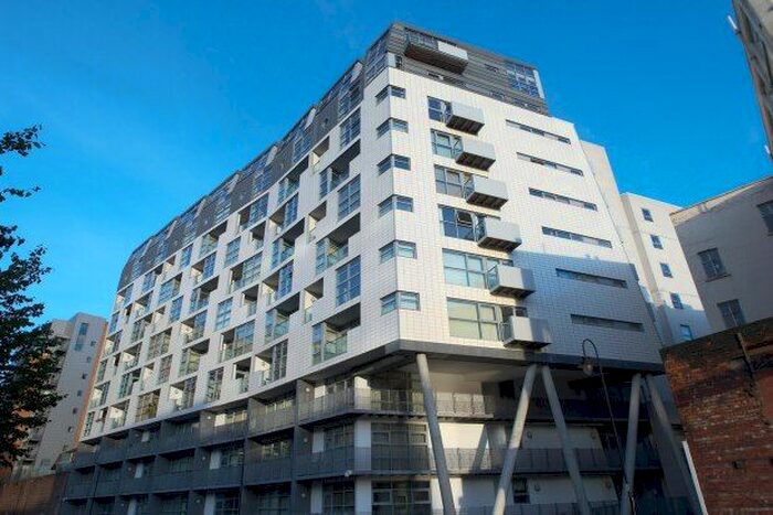 2 Bedroom Flat To Rent In The Lock Building, Manchester, M1