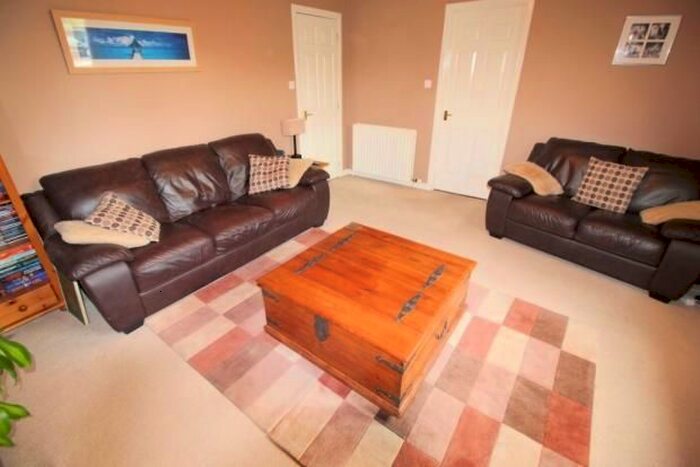 2 Bedroom Flat To Rent In Margaret Place, Aberdeen, AB10