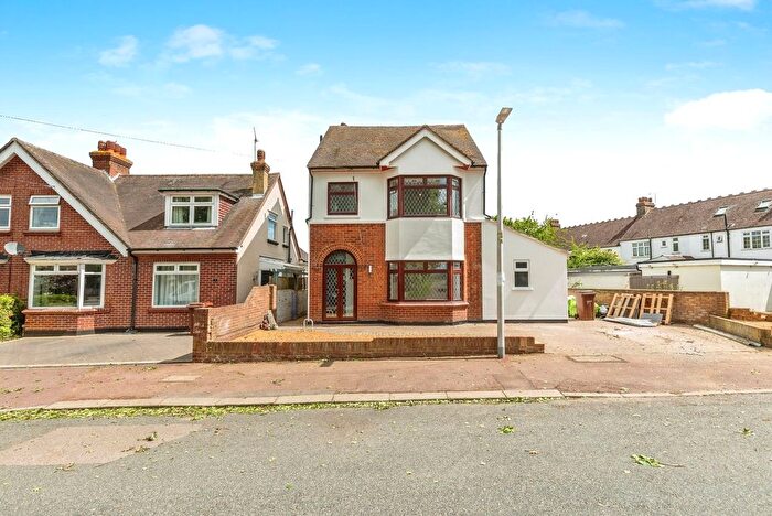 4 Bedroom Detached House To Rent In Hunters Way West, Chatham, Kent, ME5