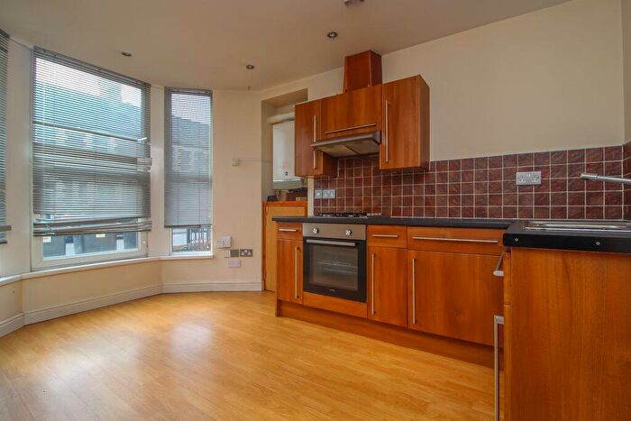 1 Bedroom Flat To Rent In Mackintosh Place, Roath, Cardiff, CF24