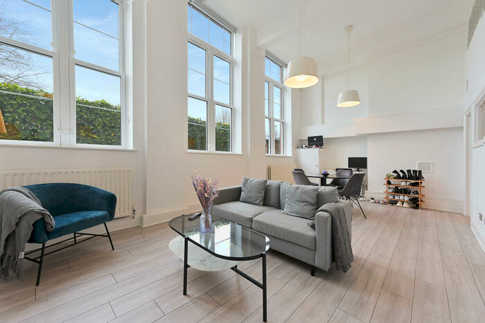 3 Bedroom Apartment To Rent In Shillington Old School, Battersea London, SW11