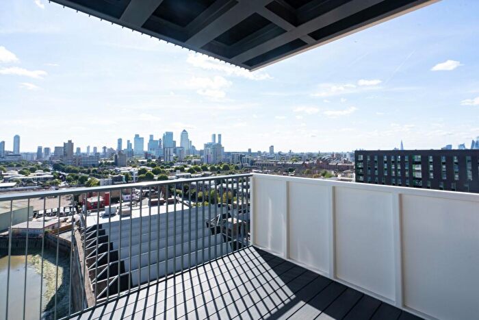 Apartment For Sale In Skyline Apartments, Makers Yard, London, E3