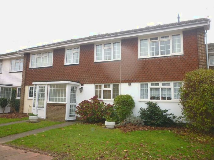 3 Bedroom House To Rent In Victoria Park Gardens, Worthing, BN11