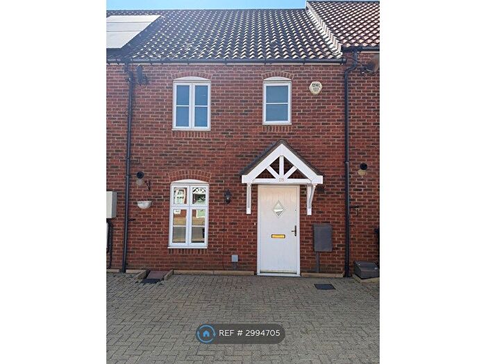 3 Bedroom Terraced House To Rent In Farington Close, Maidstone, ME16