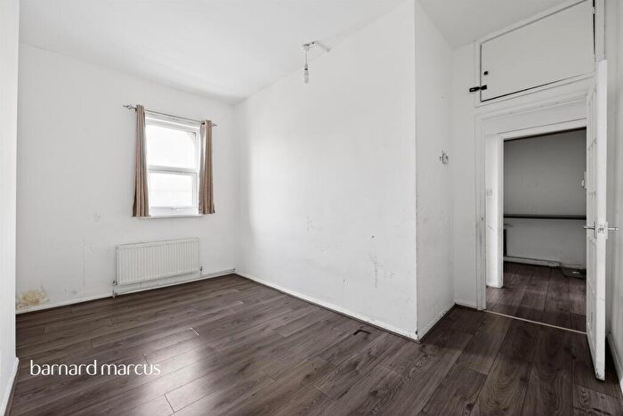 1 Bedroom Flat For Sale In Brigstock Road, Thornton Heath, CR7