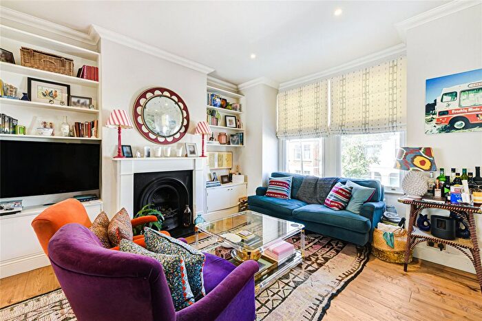 3 Bedroom Flat To Rent In Wardo Avenue, London, SW6