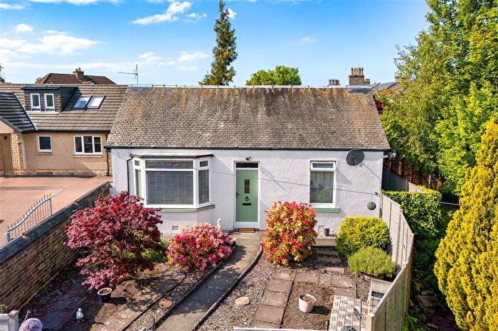 2 Bedroom Bungalow For Sale In Glasgow Road, Bathgate, EH48