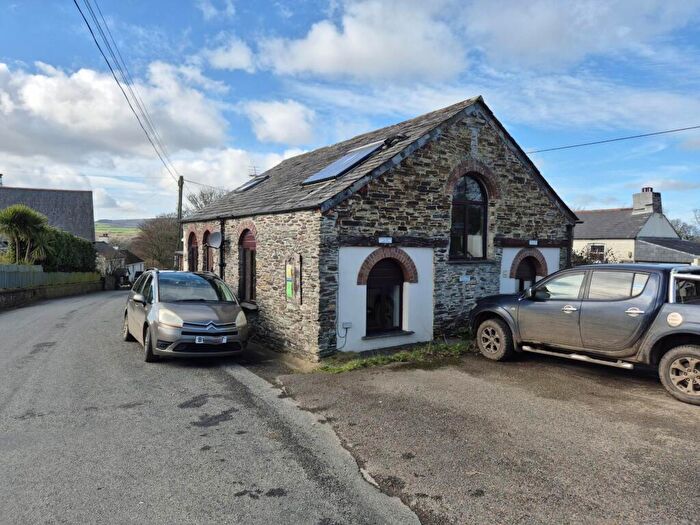 3 Bedroom Semi-Detached House For Sale In Gable End, Golberdon, PL17