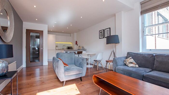 1 Bedroom Flat To Rent In Castle Chambers, Clifford Street, York, YO1